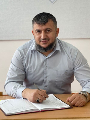 Абдуллаев Алихан Эльмхажиевич Абдуллаев Алихан Эльмхажиевич